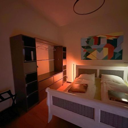 Igo Apartment 2 Schlafenzimmer Mit Waschmaschine Trockner Haustier Rheinufer 5Min Netflix Disney Plus 17-6 ドゥイスブルグ エクステリア 写真