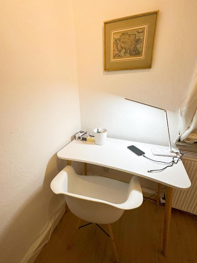 Igo Apartment 2 Schlafenzimmer Mit Waschmaschine Trockner Haustier Rheinufer 5Min Netflix Disney Plus 17-6 ドゥイスブルグ エクステリア 写真