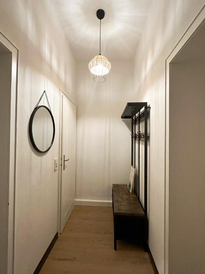 Igo Apartment 2 Schlafenzimmer Mit Waschmaschine Trockner Haustier Rheinufer 5Min Netflix Disney Plus 17-6 ドゥイスブルグ エクステリア 写真