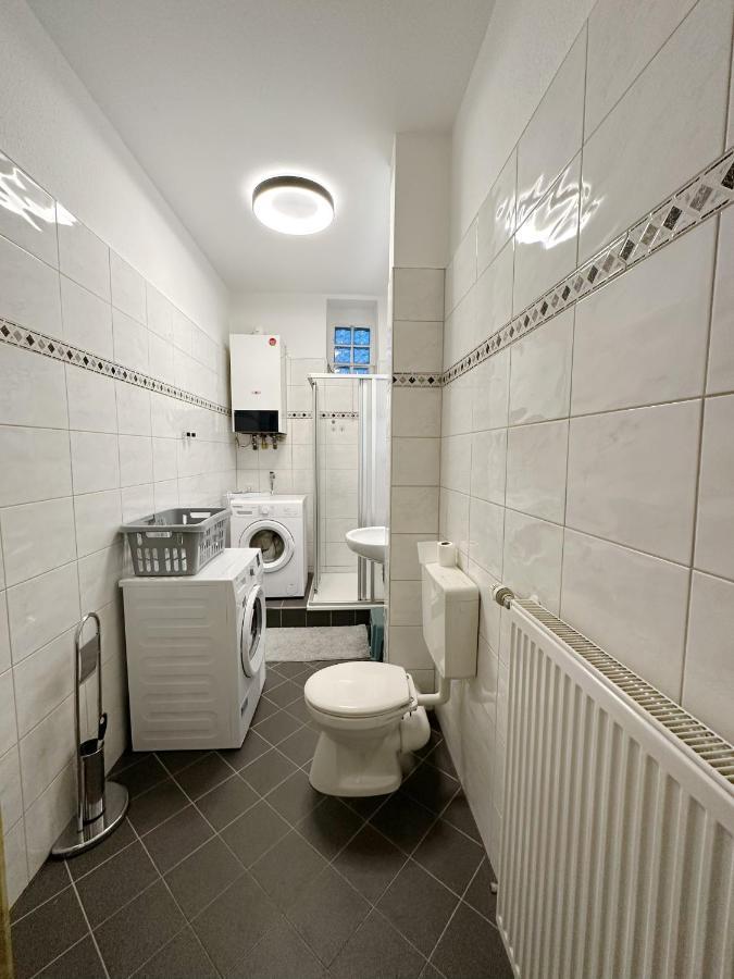 Igo Apartment 2 Schlafenzimmer Mit Waschmaschine Trockner Haustier Rheinufer 5Min Netflix Disney Plus 17-6 ドゥイスブルグ エクステリア 写真